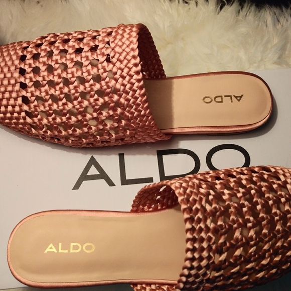 Sandals - Picture 7 of 7